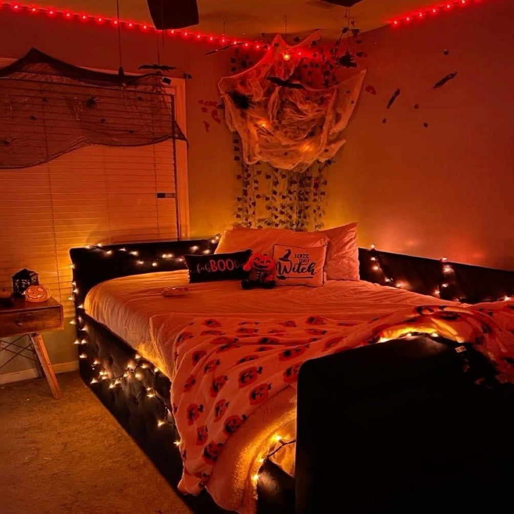 Halloween Bedroom Décor